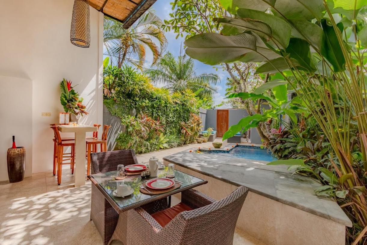 Bali Akasadua Villa Seminyak Exterior foto